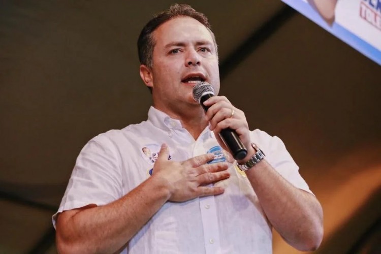 https://radiometropoleam.com.br/uploads/news/Governador de Alagoas, Renan Filho testa positivo para o coronavírus