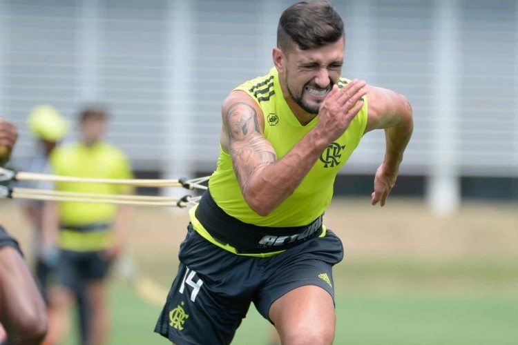 https://radiometropoleam.com.br/uploads/news/Arrascaeta treina, mas Rafinha fica fora e deve desfalcar o Flamengo