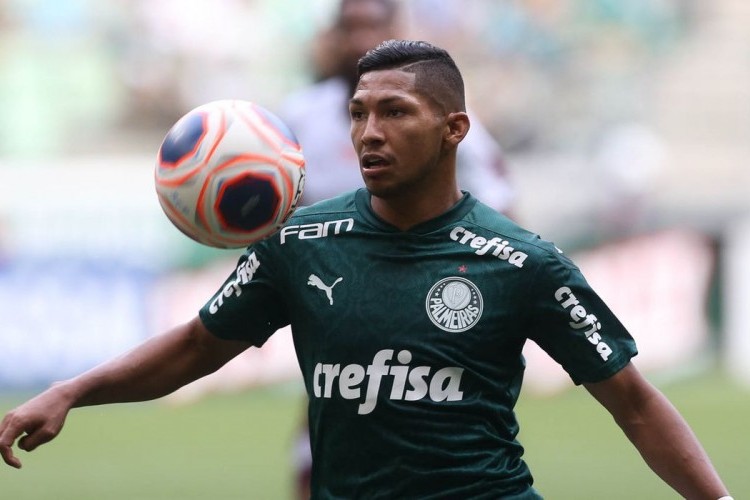 https://radiometropoleam.com.br/uploads/news/Rony, atualmente no Palmeiras, é suspenso pela Fifa