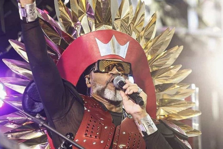 https://radiometropoleam.com.br/uploads/news/Carlinhos Brown afirma que a música brasileira interessa ao mundo