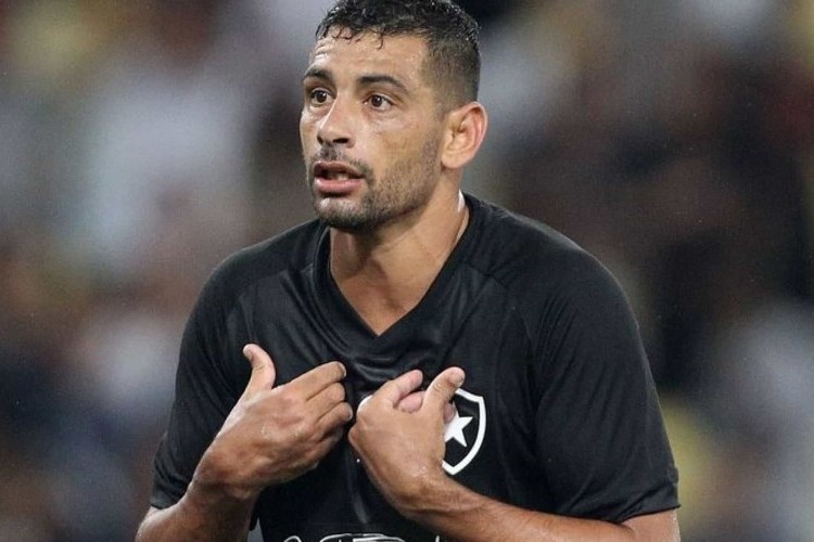 https://radiometropoleam.com.br/uploads/news/Botafogo e Diego Souza chegam a acordo para a rescisão de contrato