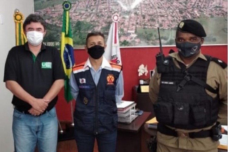 https://radiometropoleam.com.br/uploads/news/Campina Verde: Polícia Militar e autoridades se reúnem para criação da Coordenadoria Municipal de Defesa Civil