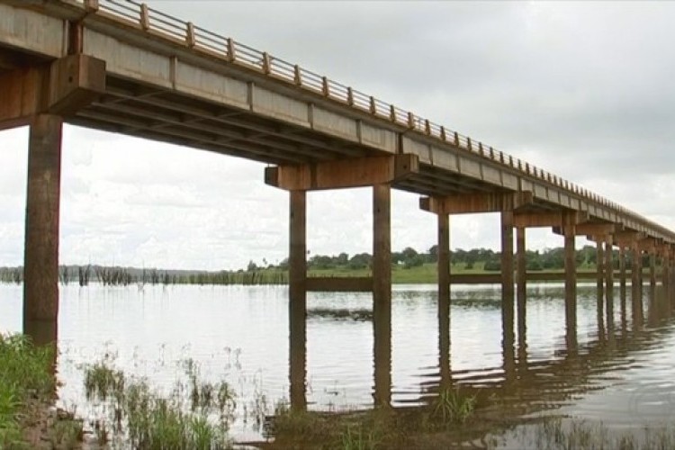 https://radiometropoleam.com.br/uploads/news/Santa Fé do Sul: Mulher é jogada de ponte pelo ex e sobrevive após receber ajuda de pescadores; homem foi preso