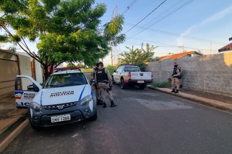 https://radiometropoleam.com.br/uploads/news/Gaeco de Uberaba realiza a Operação Sexto Mandamento em Iturama contra homicídios praticados por grupos de tráfico de drogas rivais