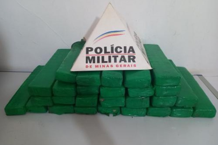 https://radiometropoleam.com.br/uploads/news/Maconha enterrada é descoberta durante serviços de terraplenagem em Itapagipe