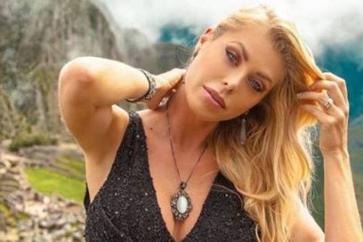 https://radiometropoleam.com.br/uploads/news/Modelo Caroline Bittencourt está desaparecida no litoral de SP