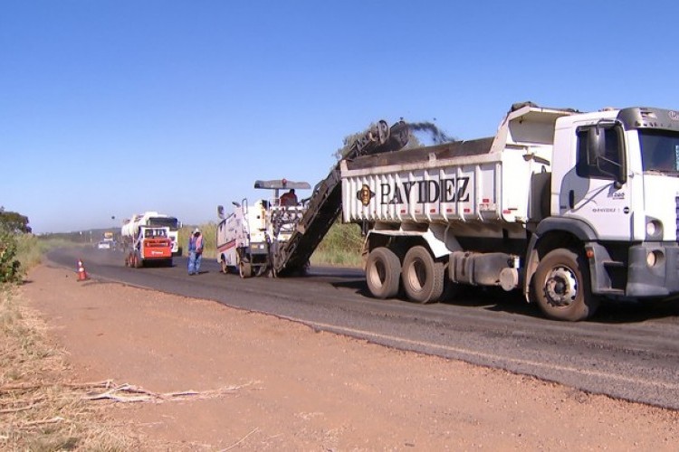 https://radiometropoleam.com.br/uploads/news/MGC-497: poeira e ausência de sinalização exigem mais cuidado dos motoristas durante obra entre Uberlândia e Prata